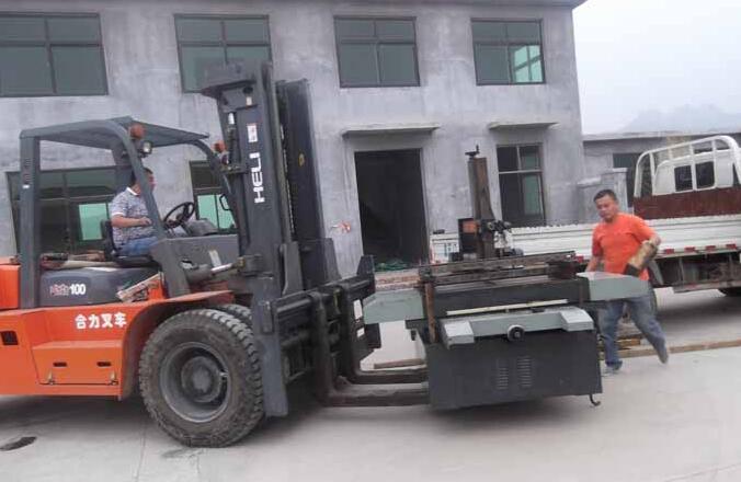 叉車租賃的案例展示-叉車搬運(yùn)設(shè)備現(xiàn)場